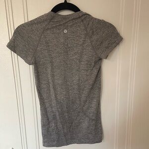 Swiftly Tech Short-Sleeve Shirt 2.0